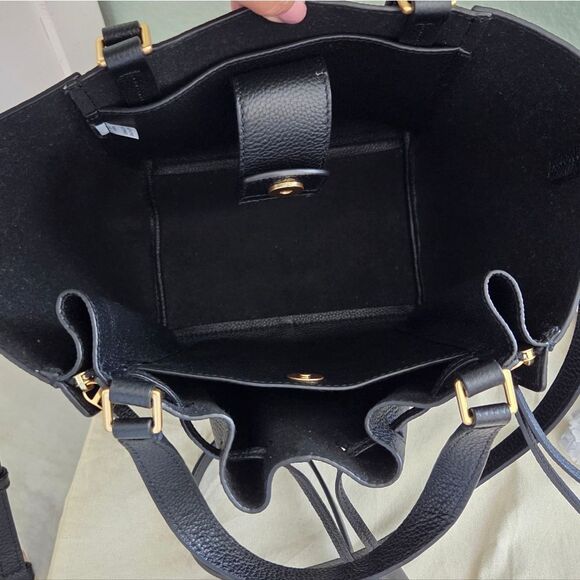 Tory Burch McGraw Dragonfly Tote/ Crossbody Bag BLACK/GOLD - Picture 3 of 8